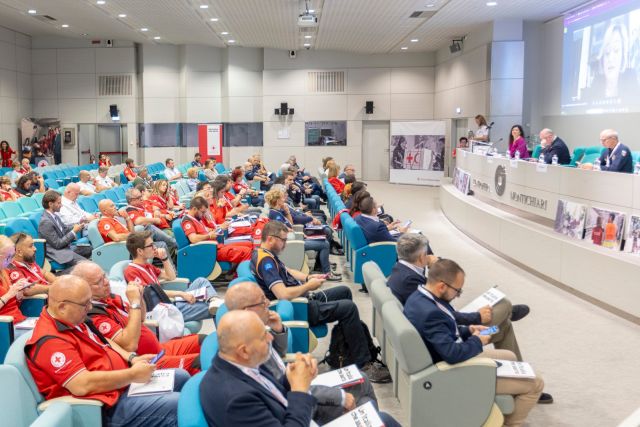 Una delle caratteristiche fondamentali di REAS è l'offerta di convegni, seminari e workshop dedicati al comparto emergenza. 📈📊📍

Ogni anno enti, corpi dello Stato e associazioni scelgono il Salone internazionale dell'emergenza per proporre momenti di approfondimento sui temi chiave del settore. Il programma convegnistico di alto livello contribuisce a fare di REAS un momento di confronto a tutto campo per il sistema dell'emergenza italiano. 🔝

🟧 REAS Salone Internazionale dell'Emergenza
📆 4 - 5 - 6 ottobre 2024
📍 Centro Fiera di Montichiari (BS)

#emergenza #settoreemergenza #gestionemergenza #primosoccorso #antincendio #antincendioboschivo #aib #droni #droniperilsoccorso #droniperantincendio #protezionecivile #volontariato #associazionismo #terzosettore #volontari #formazione #tecnologia #fiere #REAS #montichiari